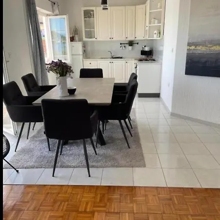 Apartman S M4 With The View Kali Exterior photo