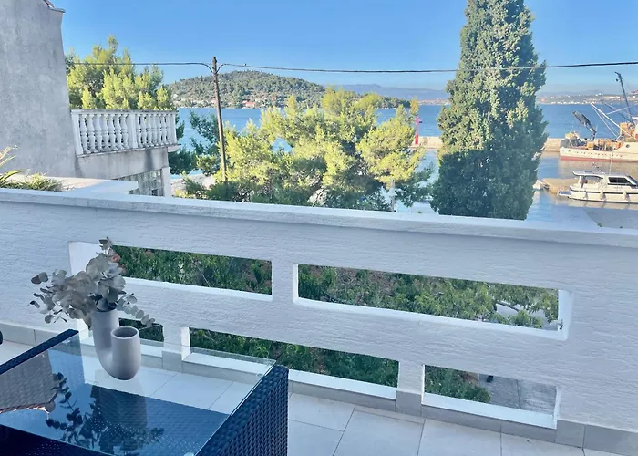 Apartman S M4 With The View
